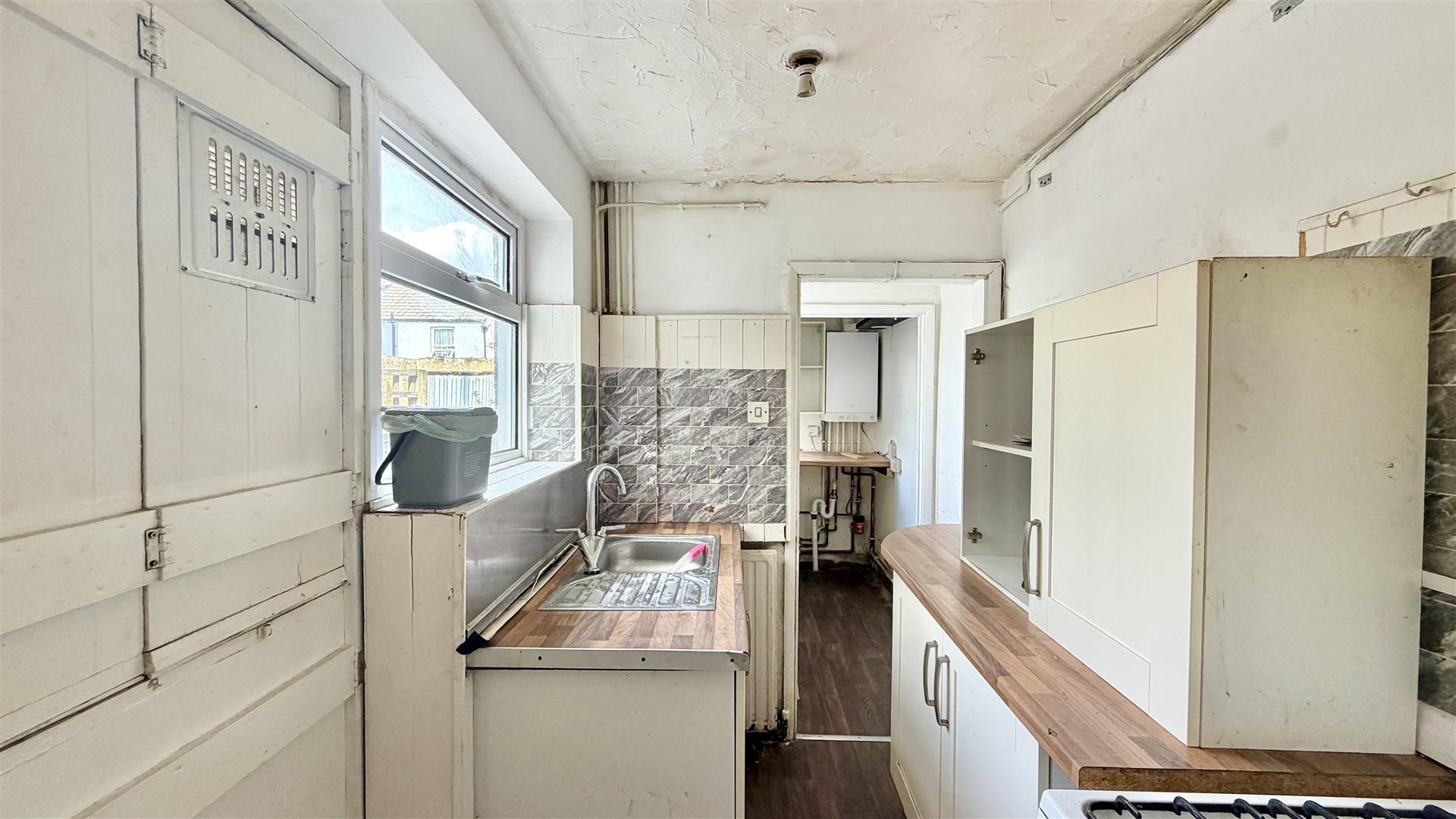 2 bed property in Sandown Road, Hastings